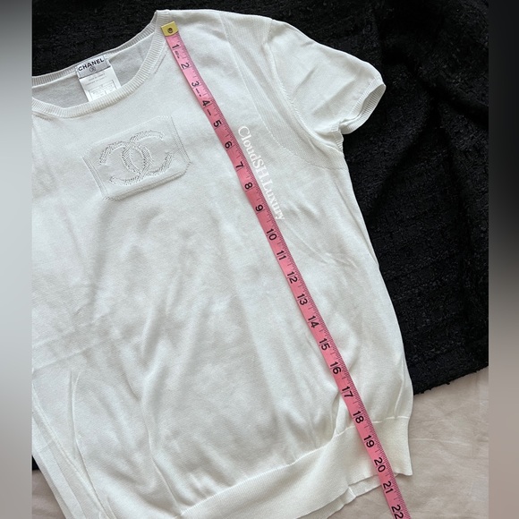 Auth Chanel Classic CC Logo White Knit Top - Size 38 - Picture 9 of 12